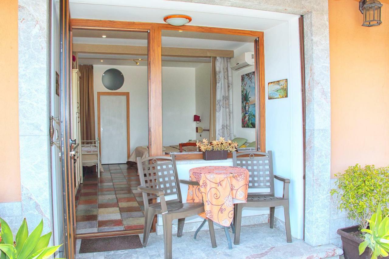 Apartamento Antica Stazione Taormina Exterior foto