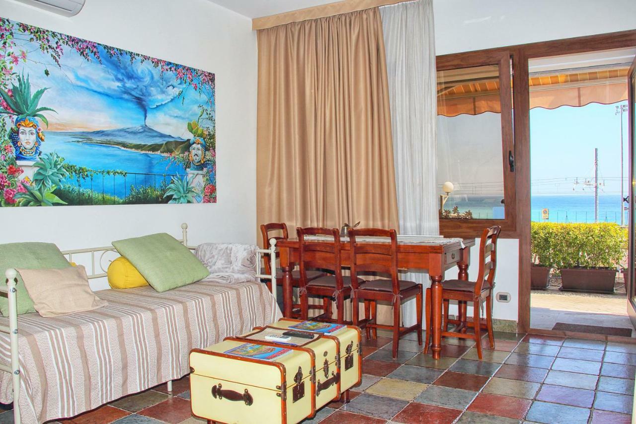 Apartamento Antica Stazione Taormina Exterior foto
